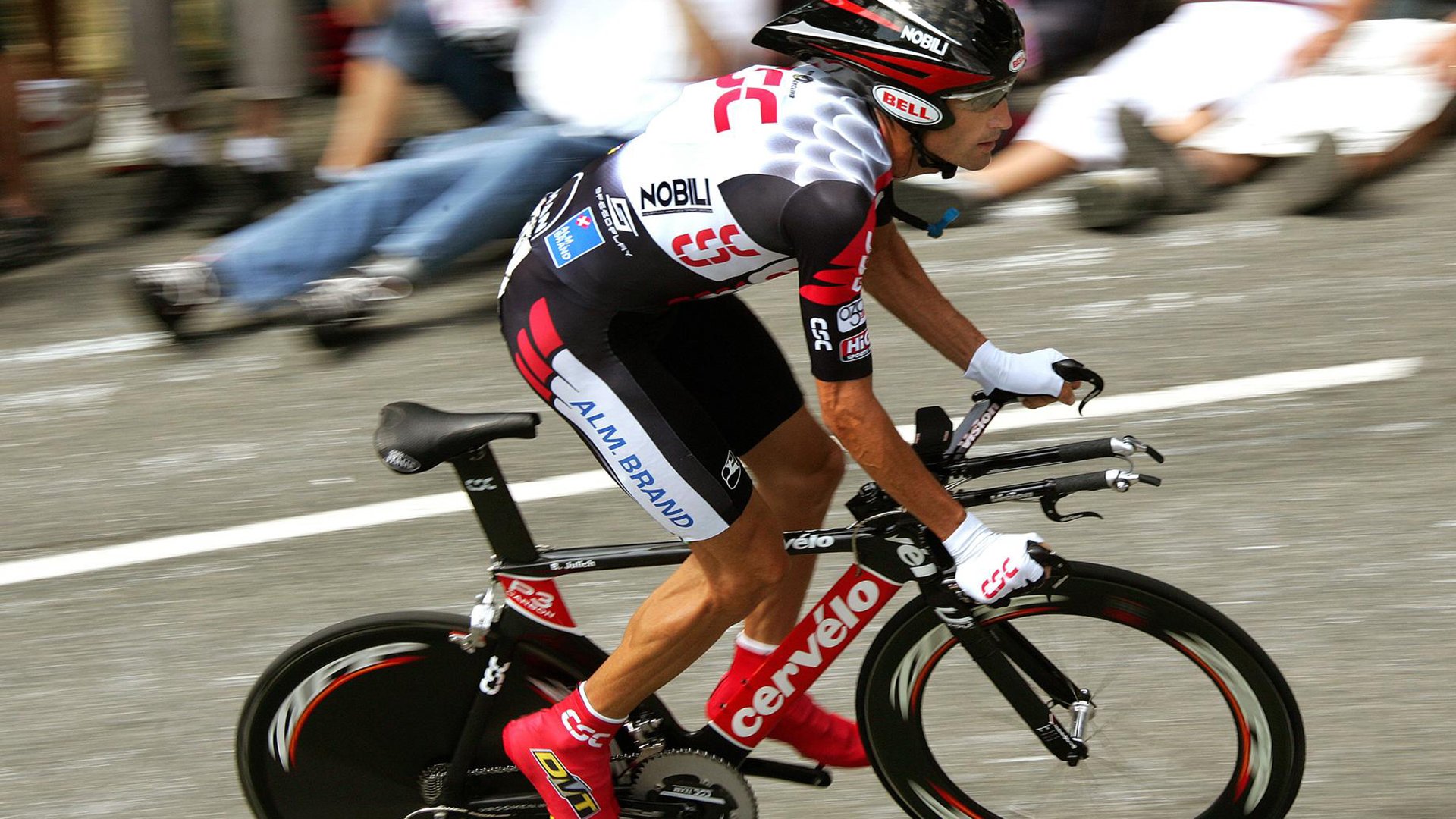 世界田径赛事成绩稳步提升